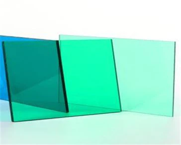 Zelený polykarbonátový pevný list